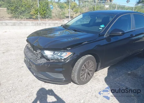 2019 Volkswagen Jetta 1.4T R-Line/1.4T S/1.4T Se z USA, uszkodzony, nr VIN 3VWC57BU3KM139768